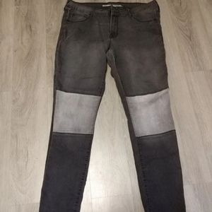 Women's old Navy Rockstar jeans size 12